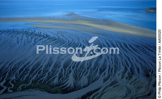 Quand la mer se retire. - © Philip Plisson / Plisson La Trinité / AA00020 - Nos reportages photos - Vue aérienne
