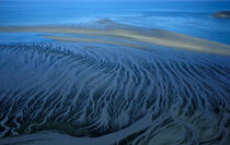 Quand la mer se retire. © Philip Plisson / Plisson La Trinité / AA00020 - Nos reportages photos - Vue aérienne