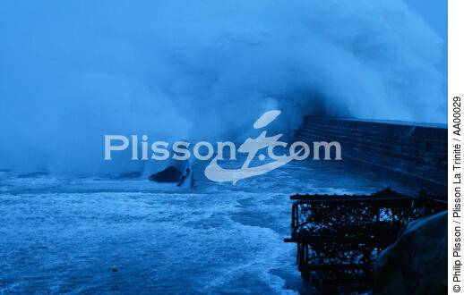 Port-Maria sous la Tempête - © Philip Plisson / Plisson La Trinité / AA00029 - Nos reportages photos - Gros temps