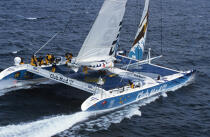 Le catamaran "Club Med" et son équipage . © Guillaume Plisson / Plisson La Trinité / AA00084 - Nos reportages photos - Vue aérienne