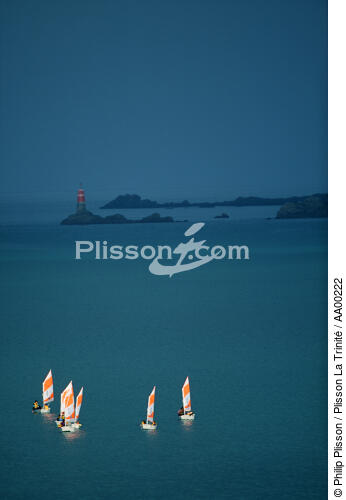 Mercredi matin à Perros - © Philip Plisson / Plisson La Trinité / AA00222 - Nos reportages photos - Vue aérienne
