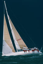 Ciel de grain pendant les Cowes week 1985. © Philip Plisson / Plisson La Trinité / AA00227 - Photo Galleries - Nautical terms
