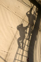 Ombres des gabiers dans les voiles du Belem © Guillaume Plisson / Plisson La Trinité / AA00231 - Photo Galleries - Boat