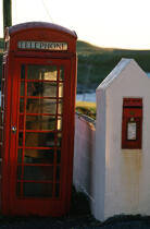 Cabine téléphonique à Rinns of Islay (Ecosse). © Philip Plisson / Plisson La Trinité / AA00255 - Nos reportages photos - Emblème
