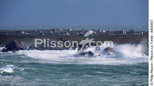 Stormy weather on Ouessant island - © Philip Plisson / Plisson La Trinité / AA00457 - Photo Galleries - Finistère