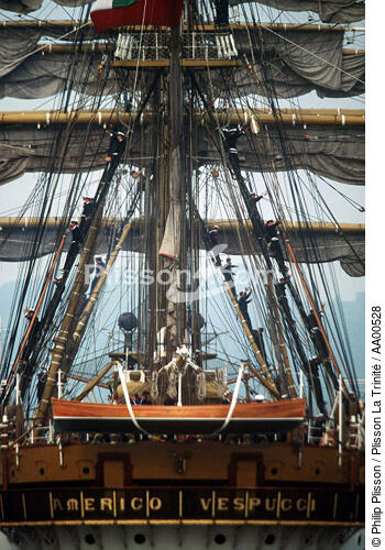 Amerigo Vespucci : trois mâts carré - © Philip Plisson / Plisson La Trinité / AA00528 - Photo Galleries - Three-masted square-rigged ship
