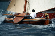 Livarde néerlandaise. © Philip Plisson / Plisson La Trinité / AA00583 - Photo Galleries - Dutch Sprit-rigged boat