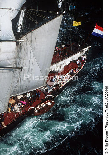 L'Osterschelde. - © Philip Plisson / Plisson La Trinité / AA00646 - Photo Galleries - Three-masted schooner with topsails