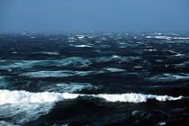 La mer... © Philip Plisson / Plisson La Trinité / AA00901 - Photo Galleries - Rough weather