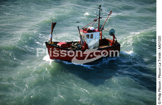 Pêche côtière dans le Morbihan. - © Philip Plisson / Plisson La Trinité / AA01020 - Nos reportages photos - Pêche côtière