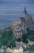 Le Mont-Saint-Michel. © Philip Plisson / Plisson La Trinité / AA01424 - Photo Galleries - Low tide