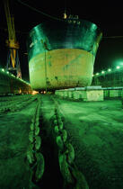 Proue du Pierre LD au chantier de Brest. © Philip Plisson / Plisson La Trinité / AA01822 - Photo Galleries - Maritime activity
