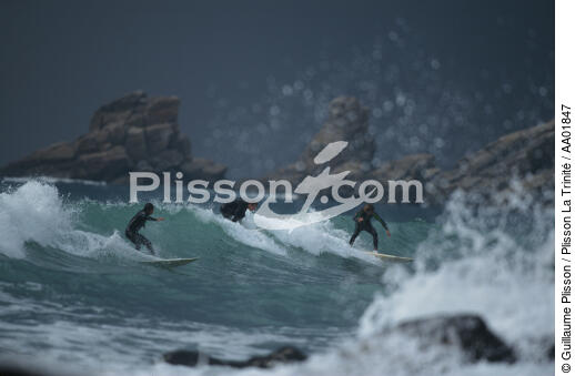 Surf sur la côte sauvage de Quiberon. - © Guillaume Plisson / Plisson La Trinité / AA01847 - Photo Galleries - Sport and Leisure
