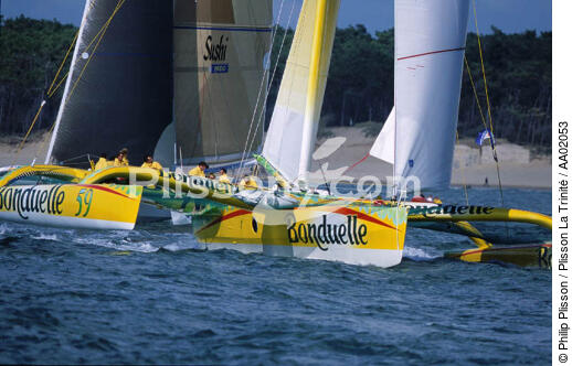 Trimaran Bonduelle à Royan - © Philip Plisson / Plisson La Trinité / AA02053 - Photo Galleries - Sailing Race