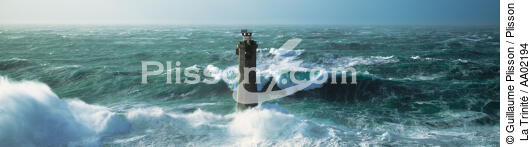 Tempête sur le phare de Nividic. - © Guillaume Plisson / Plisson La Trinité / AA02194 - Nos reportages photos - Phare [29]