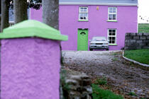 Maison de couleur à Ballycotton. © Philip Plisson / Plisson La Trinité / AA02276 - Photo Galleries - Ireland, the green island