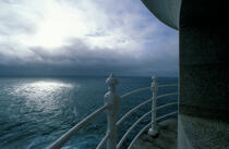 Paysage de mer et Fastnet. © Philip Plisson / Plisson La Trinité / AA02337 - Nos reportages photos - Mer calme