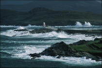 Phare à valencian Island. © Philip Plisson / Plisson La Trinité / AA02364 - Nos reportages photos - Irlande, l'île verte