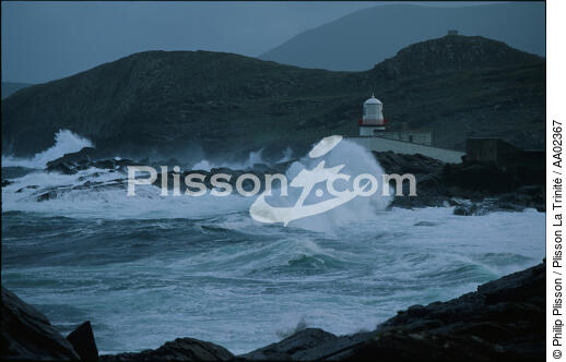 Phare de Valencia. - © Philip Plisson / Plisson La Trinité / AA02367 - Nos reportages photos - Irlande, l'île verte