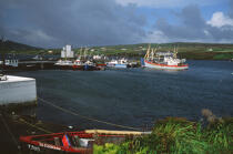 Port de portmagee. © Philip Plisson / Plisson La Trinité / AA02385 - Nos reportages photos - Ciel