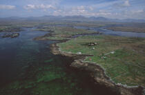Vue aérienne de Bertraghboy Bay (Inishnee). © Philip Plisson / Plisson La Trinité / AA02482 - Nos reportages photos - Irlande, l'île verte