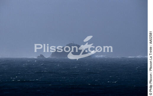 Phare dans une tempête. - © Philip Plisson / Plisson La Trinité / AA02581 - Nos reportages photos - Phare