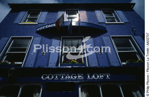 Façade d'un hotel à Kinsale. - © Philip Plisson / Plisson La Trinité / AA02707 - Nos reportages photos - Enseigne