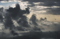 Ciel nuageux 1 © Philip Plisson / Plisson La Trinité / AA02962 - Nos reportages photos - Trouée