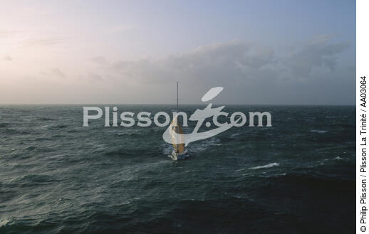 Cacolac d'Aquitaine en plein vent - © Philip Plisson / Plisson La Trinité / AA03064 - Photo Galleries - Maxi-monohull Racing Yacht