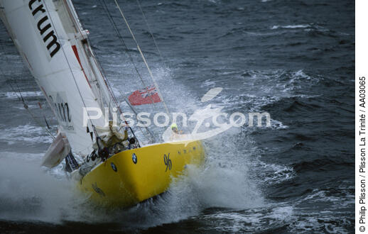 Course en solitaire - © Philip Plisson / Plisson La Trinité / AA03065 - Photo Galleries - Maxi-monohull Racing Yacht