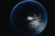crédit Agricole pris au fish eye © Philip Plisson / Plisson La Trinité / AA03068 - Photo Galleries - Maxi-monohull Racing Yacht