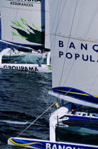 Banque Populaire et Groupama bord à bord © Guillaume Plisson / Plisson La Trinité / AA03175 - Nos reportages photos - Grand Prix des Multicoques