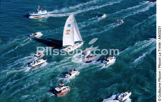 Arrivée de PRB - © Guillaume Plisson / Plisson La Trinité / AA03231 - Photo Galleries - Maxi-monohull Racing Yacht