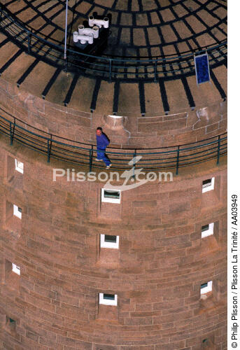 gardien de phare des Roches Douvres. - © Philip Plisson / Plisson La Trinité / AA03949 - Nos reportages photos - Phare [22]