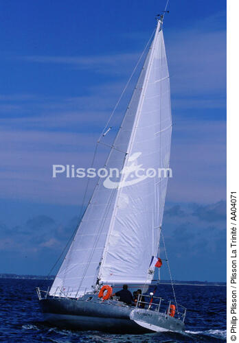 Pen-Duick 5. - © Philip Plisson / Plisson La Trinité / AA04071 - Nos reportages photos - Course au large