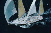 La Poste sous spi. © Philip Plisson / Plisson La Trinité / AA04079 - Photo Galleries - Maxi-monohull Racing Yacht