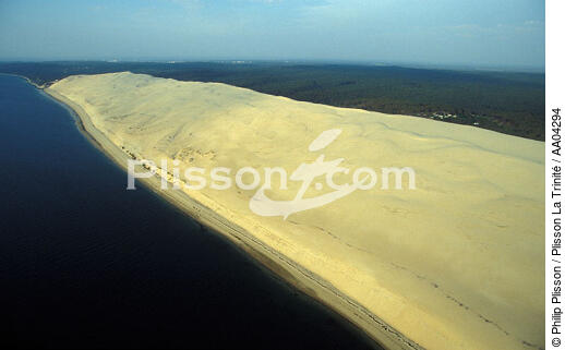 Dune du Pilat. - © Philip Plisson / Plisson La Trinité / AA04294 - Nos reportages photos - Dune