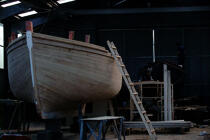 Bateau en construction au chantier du Guip. © Philip Plisson / Plisson La Trinité / AA04607 - Photo Galleries - Shipyards