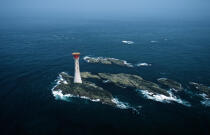 Vue aérienne du phare de smalls, Pays de Galles. © Philip Plisson / Plisson La Trinité / AA04710 - Nos reportages photos - Phare [Pays de Galles]