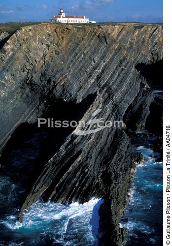 Phare de Cabo Sardao, Portugal. - © Guillaume Plisson / Plisson La Trinité / AA04716 - Nos reportages photos - Phare [Por]