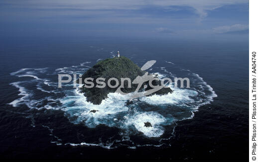 Le Black Rock Mayo vu du ciel. - © Philip Plisson / Plisson La Trinité / AA04740 - Nos reportages photos - Phares Irlande