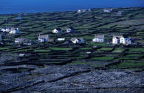 Maisons de Inishmore. © Philip Plisson / Plisson La Trinité / AA04770 - Photo Galleries - Ireland, the green island