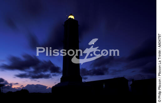 Le phare La Petite Foule. - © Philip Plisson / Plisson La Trinité / AA04797 - Photo Galleries - Vendée