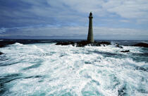 Rough seas in front of Skerryvore. © Philip Plisson / Plisson La Trinité / AA05001 - Photo Galleries - Lighthouse [Scot]