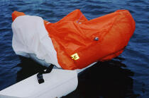 Essai de canot de survie. © Philip Plisson / Plisson La Trinité / AA05057 - Photo Galleries - Sea Rescue