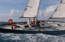 Mise à l'eau de Pen Duick II . © Philip Plisson / Plisson La Trinité / AA05089 - Photo Galleries - Sailing Race