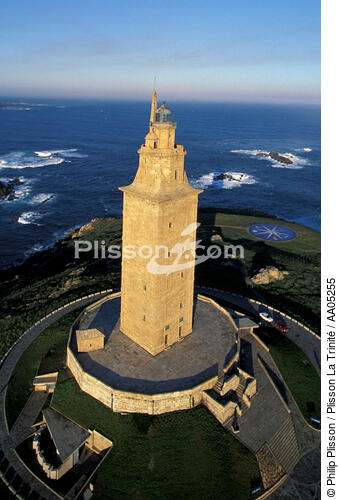 La Tour d'Hercules en Galice. - © Philip Plisson / Plisson La Trinité / AA05255 - Nos reportages photos - Galice