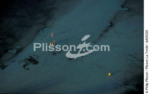 Baigneurs au Piton du Carbet. - © Philip Plisson / Plisson La Trinité / AA05335 - Nos reportages photos - Carbet [le]