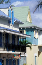 Maisons coloniales à la Martinique. © Philip Plisson / Plisson La Trinité / AA05390 - Nos reportages photos - Antilles [Les]