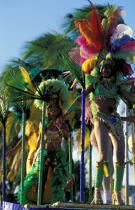 Danses lors du carnaval de Fort-de-France [Martinique] © Philip Plisson / Plisson La Trinité / AA05443 - Photo Galleries - Leisure